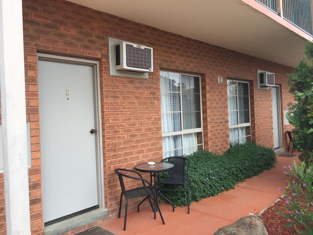 Bridge Motor Inn Tocumwal Exterior foto