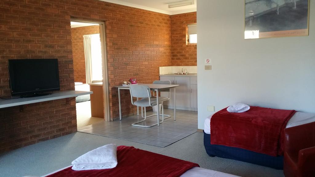 Bridge Motor Inn Tocumwal Quarto foto